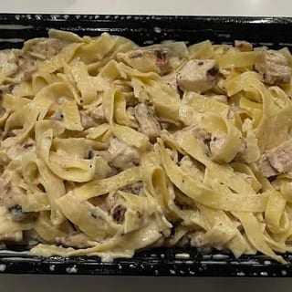 Fettuccine Alfredo